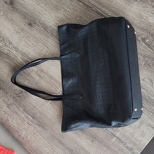 NEW! BUCO 2 In 1 Scalloped Edge Laser Cut Perforated Carryall Tote Bag Black